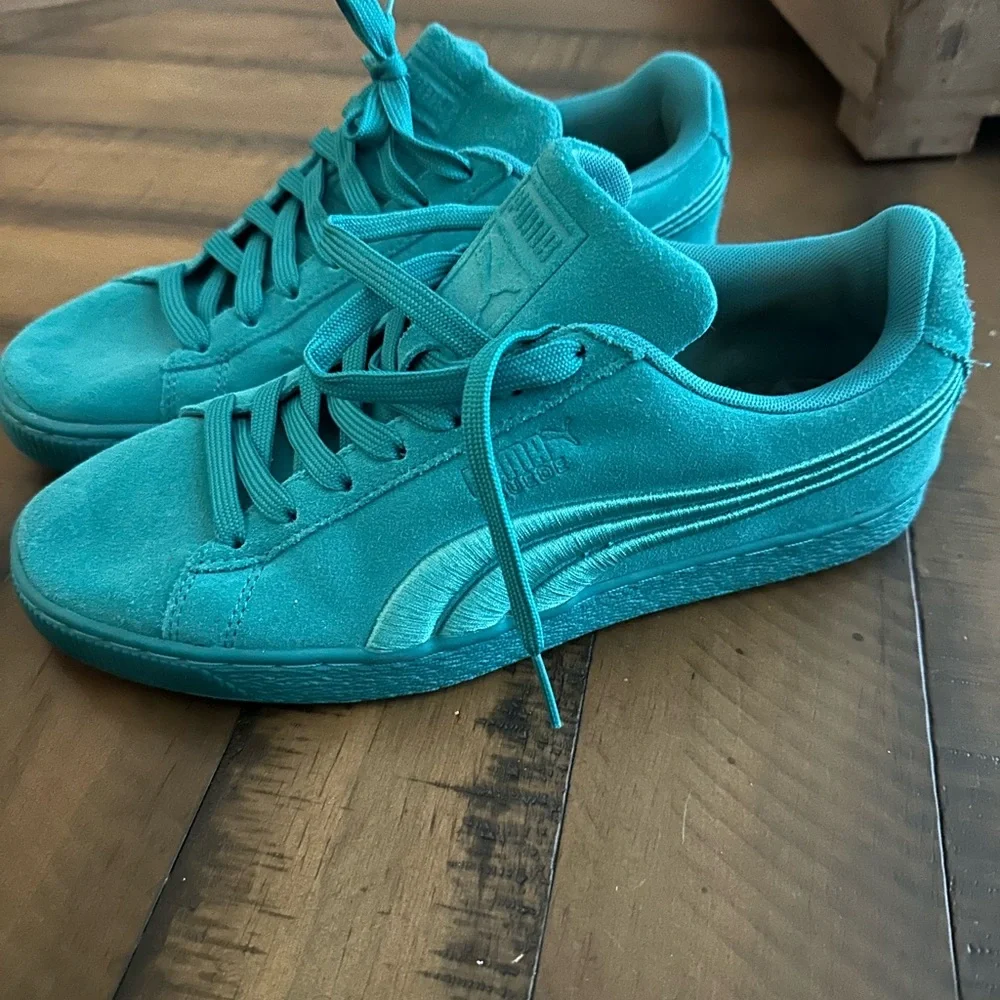 Puma Vibrant Teal Sneakers - Picture 3 of 6